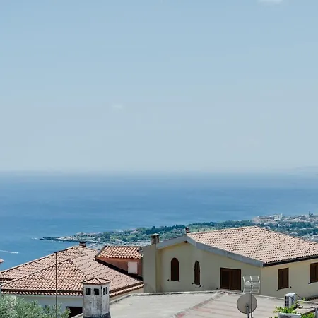 Guesthost - Sea View *